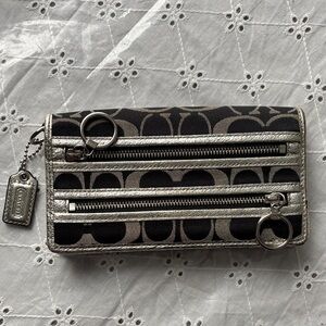 Coach Poppy Signature Black and Silver Wallet